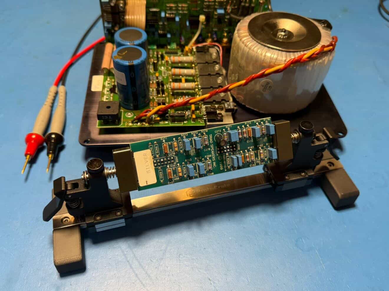 Adjustable circuit board holder electronics workbench - ProtoCrate Quick Lock Pro