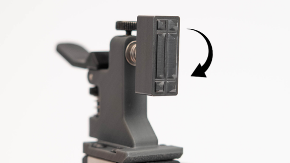 Close-up of Quick Lock Pro one-handed quick-lock front jaw
